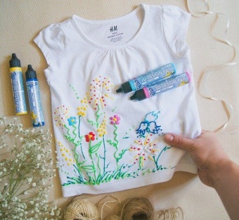Краска по тканям с аппликатором "Javana Textil 3-D Design", белая, 29 мл. купить в интернет-магазине ФлориАрт
